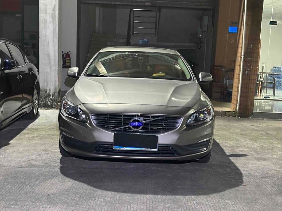 沃爾沃 S60  2016款 S60L 1.5T T3 智行版圖片