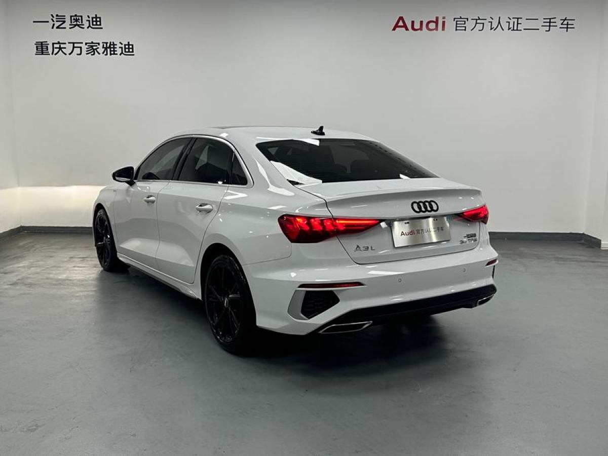 2021年5月奧迪 奧迪A3  2021款 A3L Limousine 35 TFSI 時尚運(yùn)動型