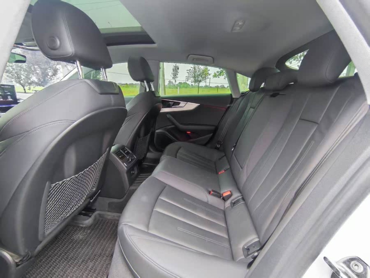 奧迪 奧迪A5  2023款 Sportback 40 TFSI 時(shí)尚動(dòng)感型圖片