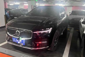 XC60 沃尔沃 B5 四驱智逸豪华版