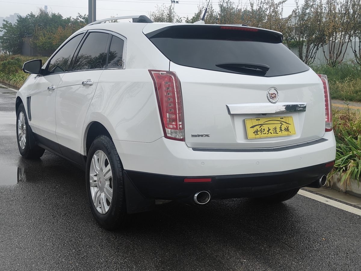 凱迪拉克 SRX  2014款 3.0L 精英型圖片