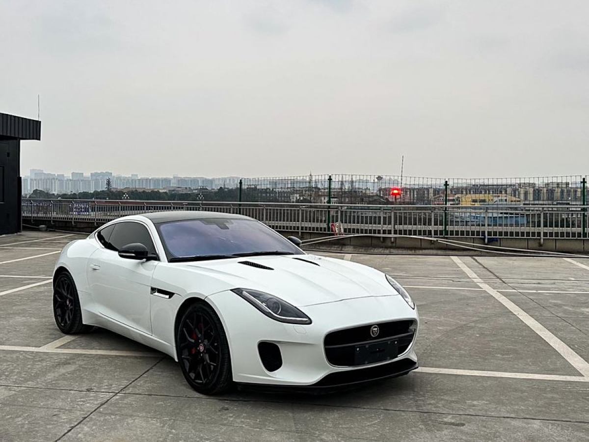 捷豹 F-TYPE  2018款 3.0T 硬頂版圖片