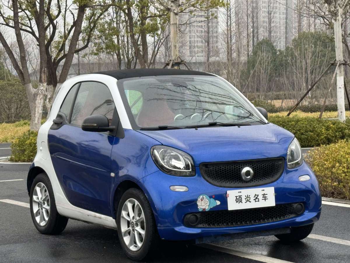 2017年7月smart fortwo  2015款 1.0L 52千瓦硬頂靈動(dòng)版