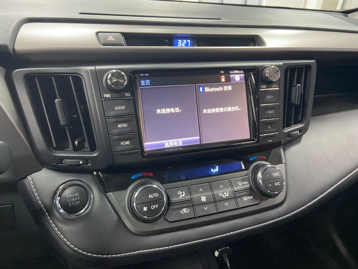 2019年1月丰田 RAV4 丰田 RAV4荣放 2018款 2.0L CVT两驱风尚X版