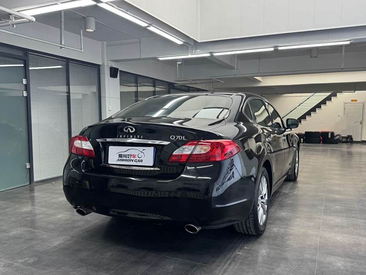 英菲尼迪 Q70  2013款 Q70L 2.5L 雅致版圖片