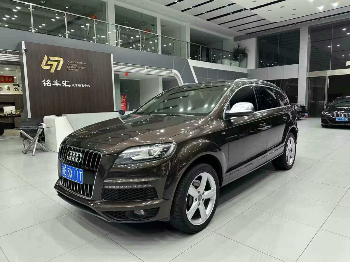 奧迪 奧迪Q7  2013款 Q7 35TFSI quattro 進(jìn)取型圖片