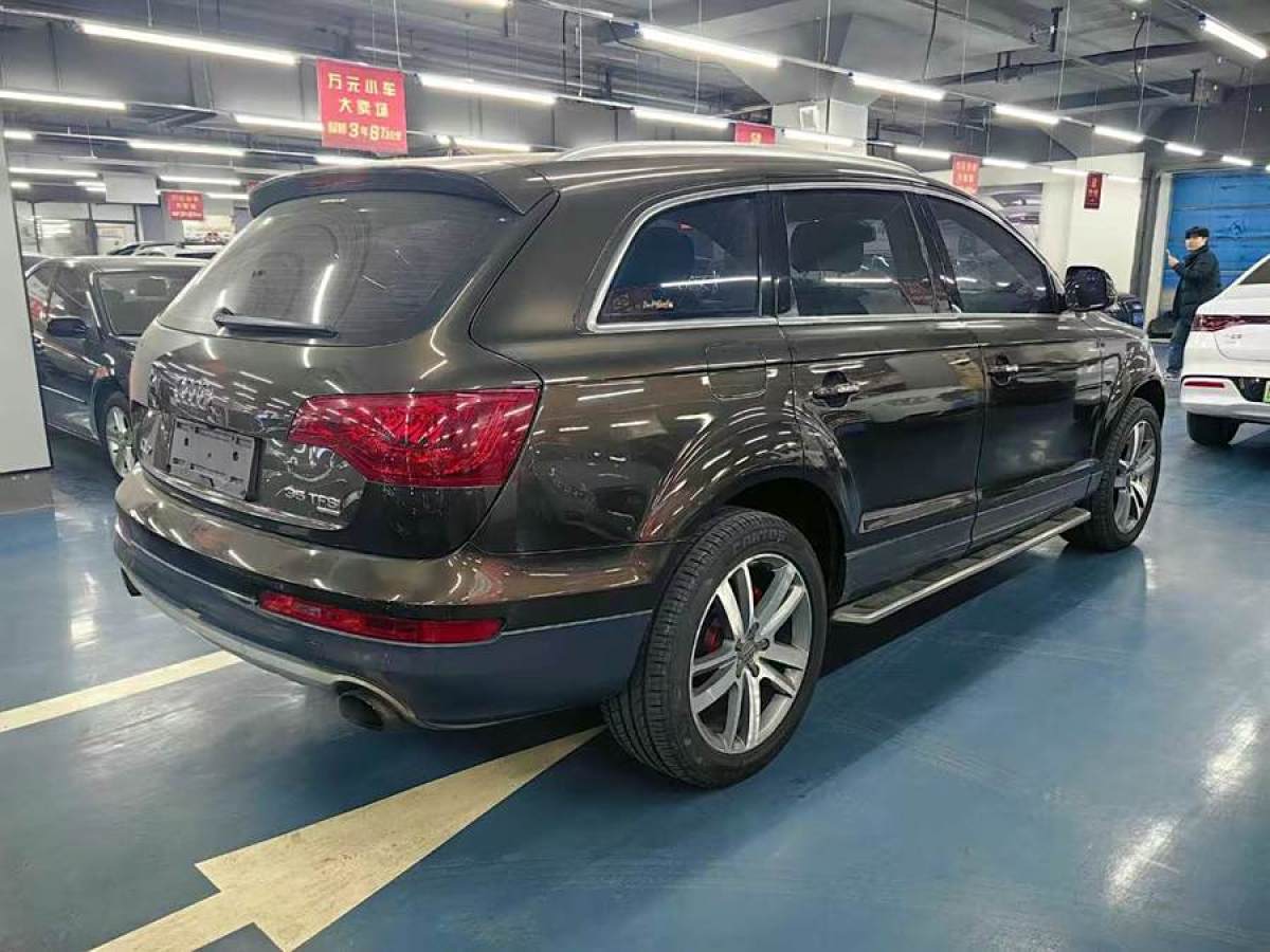 奧迪 奧迪Q7  2014款 35 TFSI 進(jìn)取型圖片