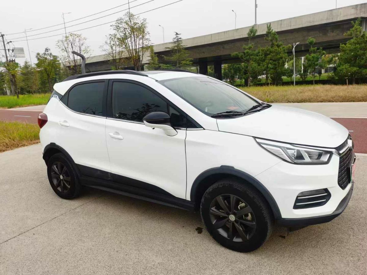 2019年5月比亞迪 元新能源  2019款 EV535 智聯(lián)領創(chuàng)型