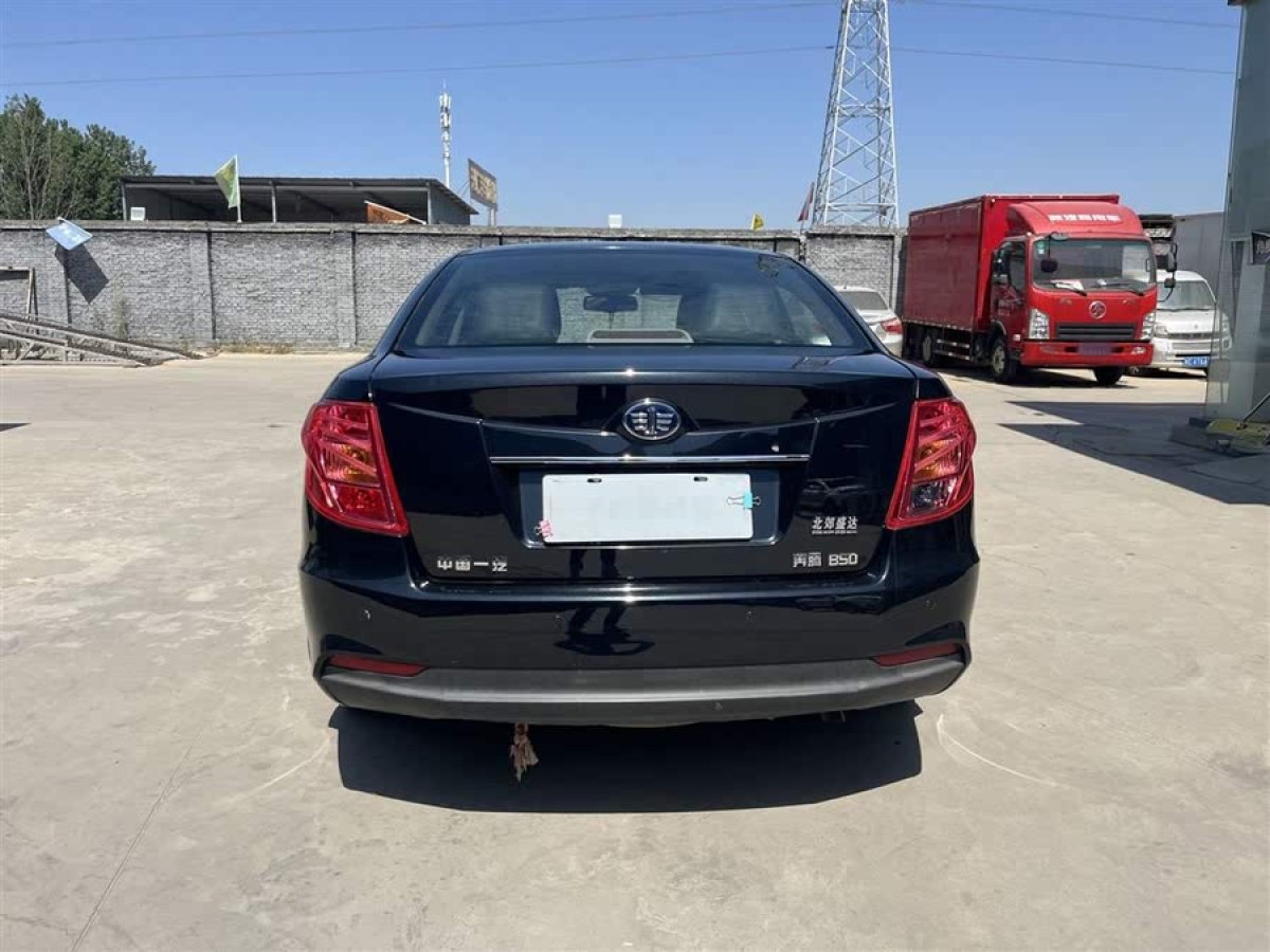 奔騰 B50  2013款 1.6L 手動(dòng)豪華型圖片