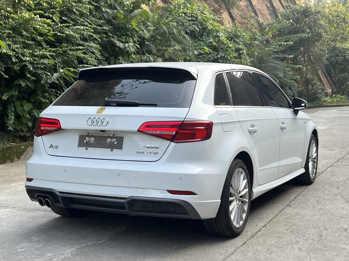 奧迪 奧迪A3  2017款 Sportback 35 TFSI 時尚型圖片