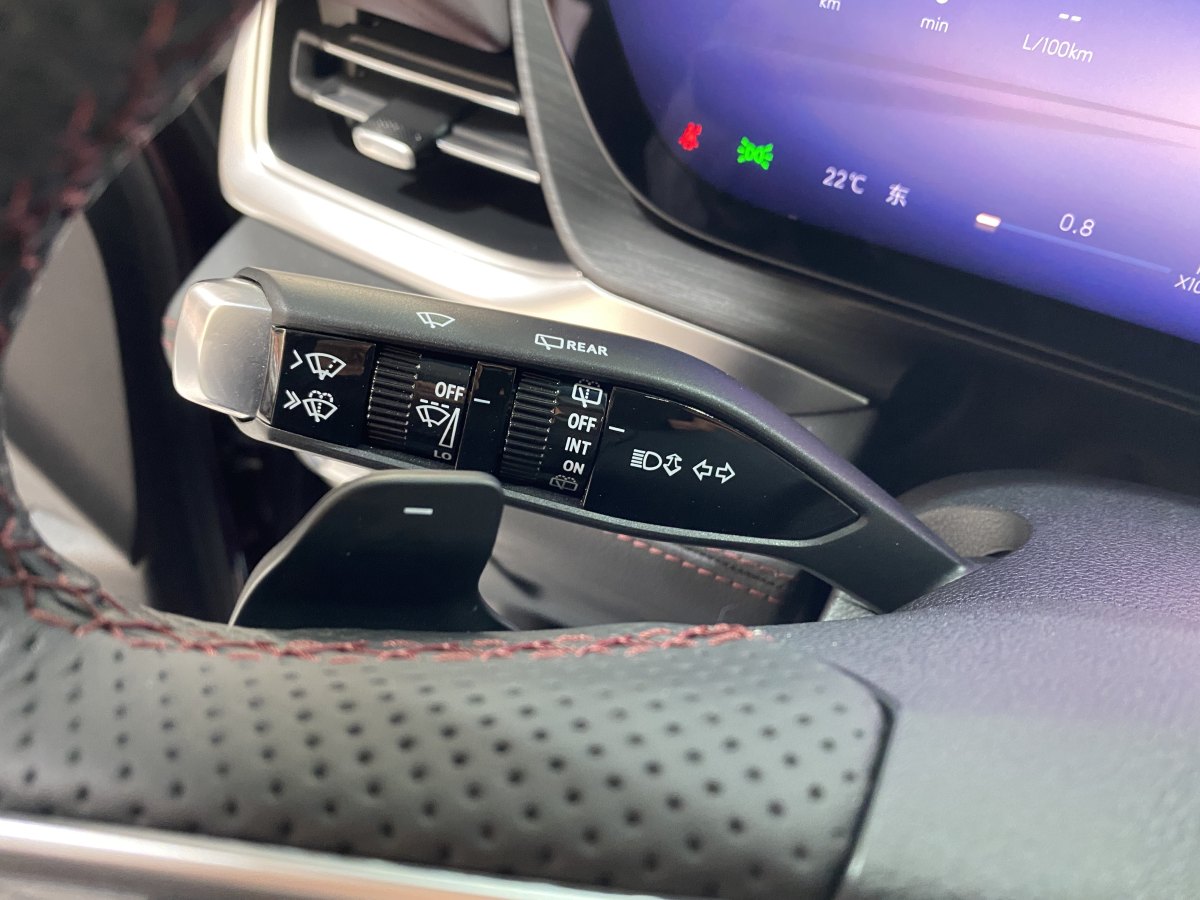 別克 世紀  2023款 2.0T 六座蘊世版圖片