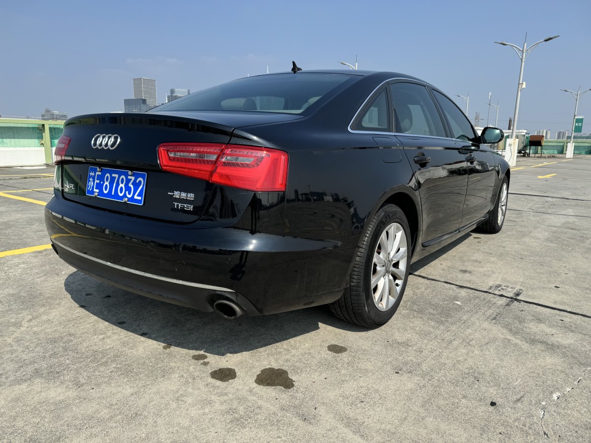 2012年8月奧迪 奧迪A6L  2012款 TFSI 標(biāo)準(zhǔn)型