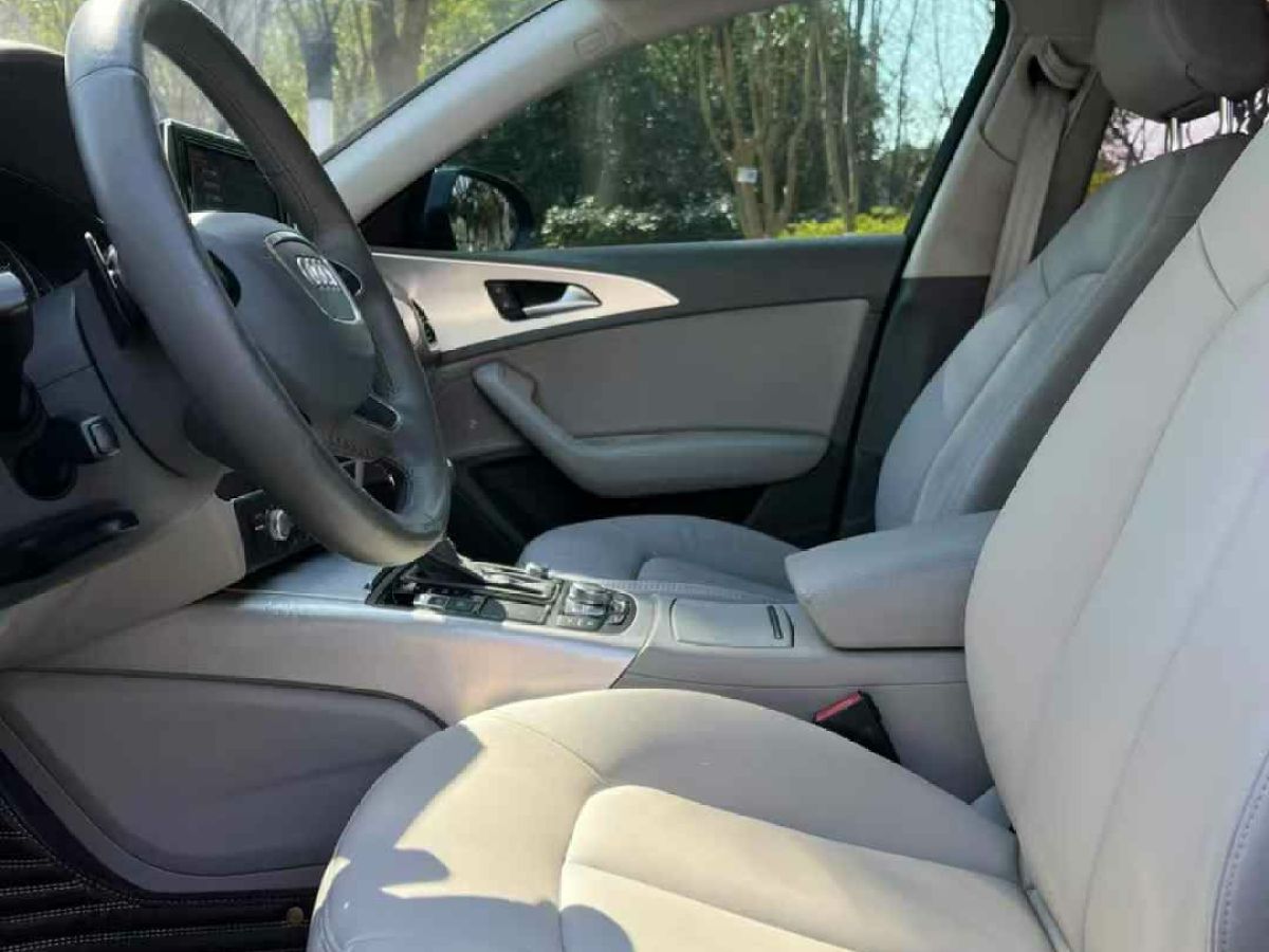 奧迪 奧迪A6L  2014款 A6L 2.8FSI 35FSI 豪華型圖片
