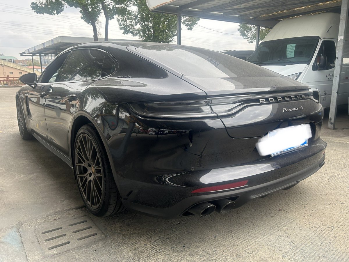 保時(shí)捷 Panamera  2023款 改款 Panamera 4 行政加長(zhǎng)鉑金版 2.9T圖片