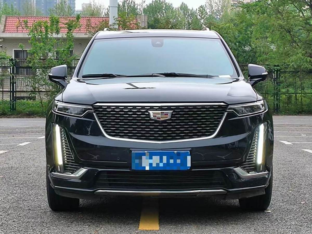 凱迪拉克 XT6  2022款 2.0T 七座四驅(qū)豪華型圖片