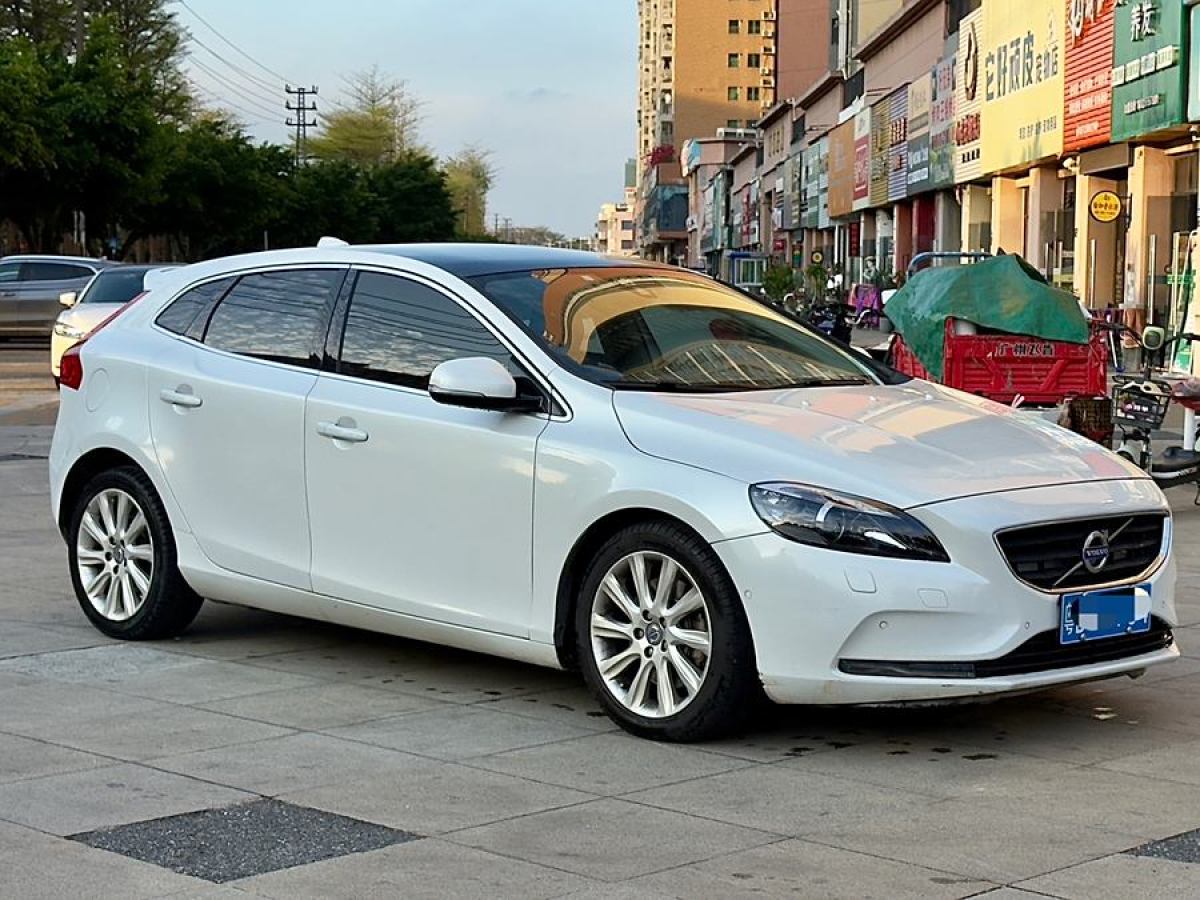 沃爾沃 V40  2014款 2.0T 智雅版圖片