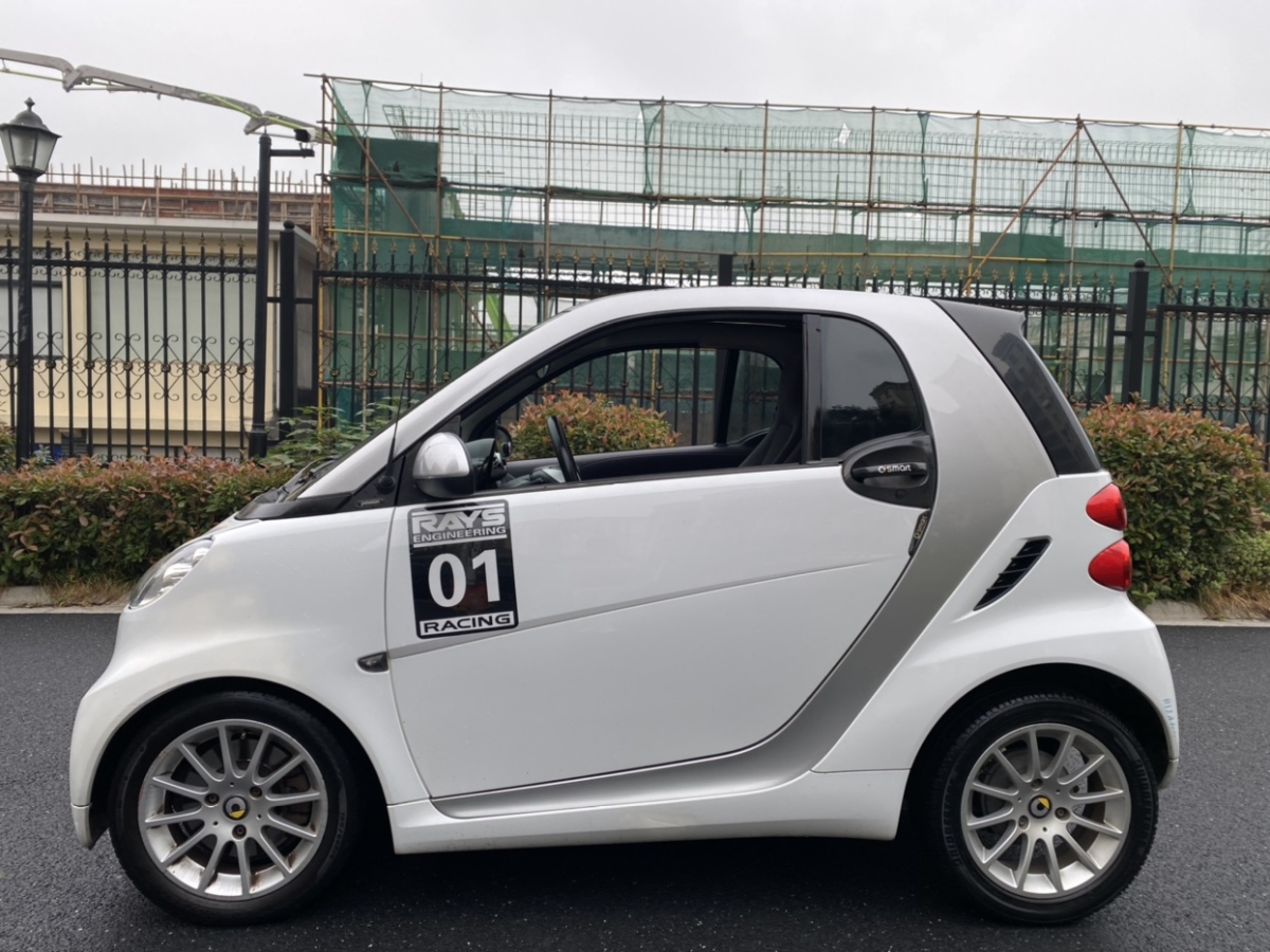 車輛圖片玻璃頂 費用一年小姐姐用車8w公里路721512年 奔馳smart