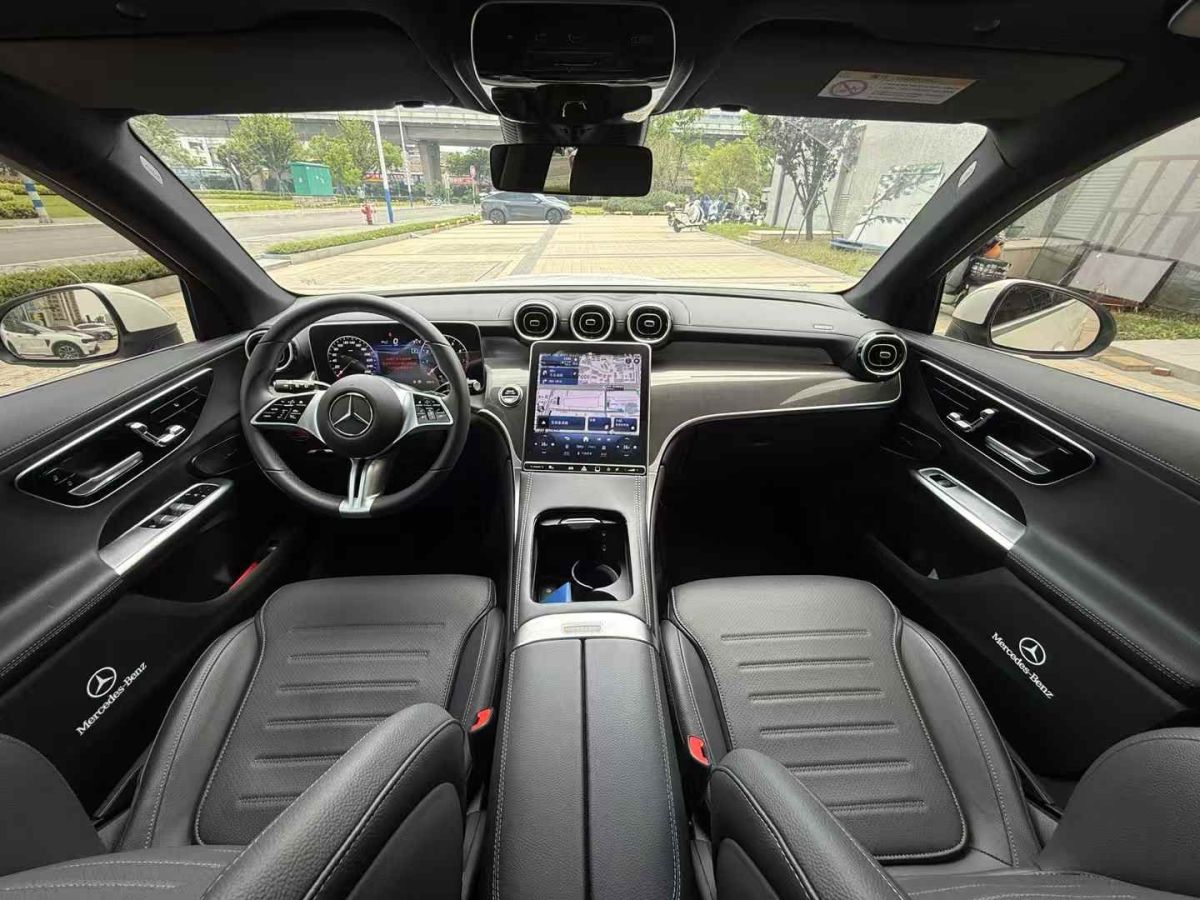 奔馳 奔馳GLC  2024款 GLC 300 4MATIC 轎跑SUV圖片