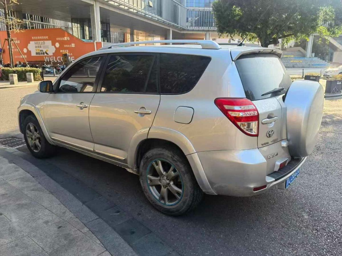 豐田 RAV4榮放  2013款 2.0L CVT兩驅(qū)都市版圖片