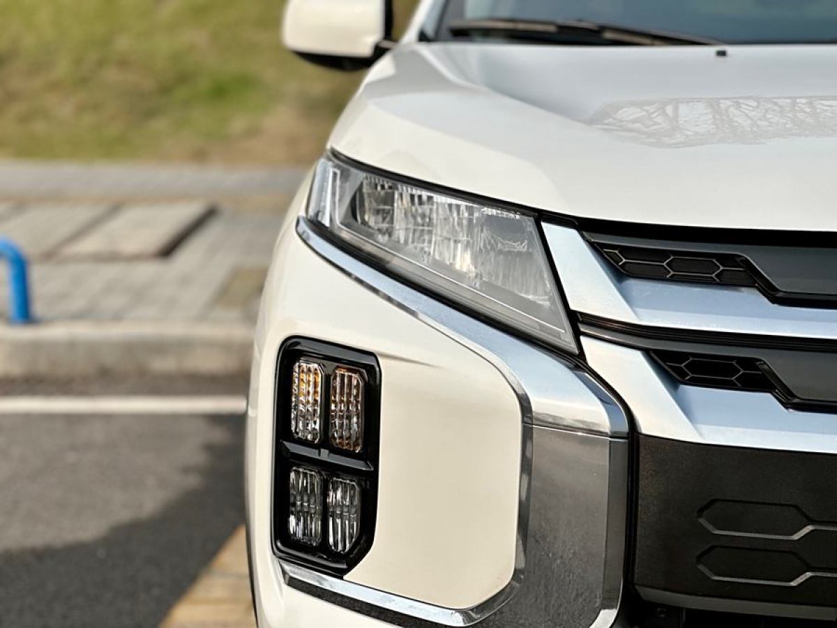 三菱 勁炫ASX  2020款 2.0L CVT智領(lǐng)版圖片