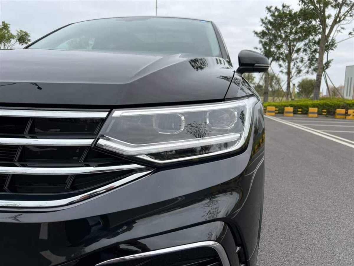 大眾 途觀L  2024款 330TSI 自動兩驅(qū)R-Line越享版圖片