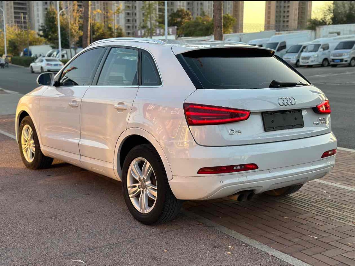 奧迪 奧迪Q3  2013款 35TFSI 舒適型圖片