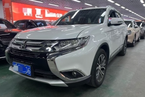 歐藍(lán)德 三菱 2.0L 兩驅(qū)榮耀版 5座