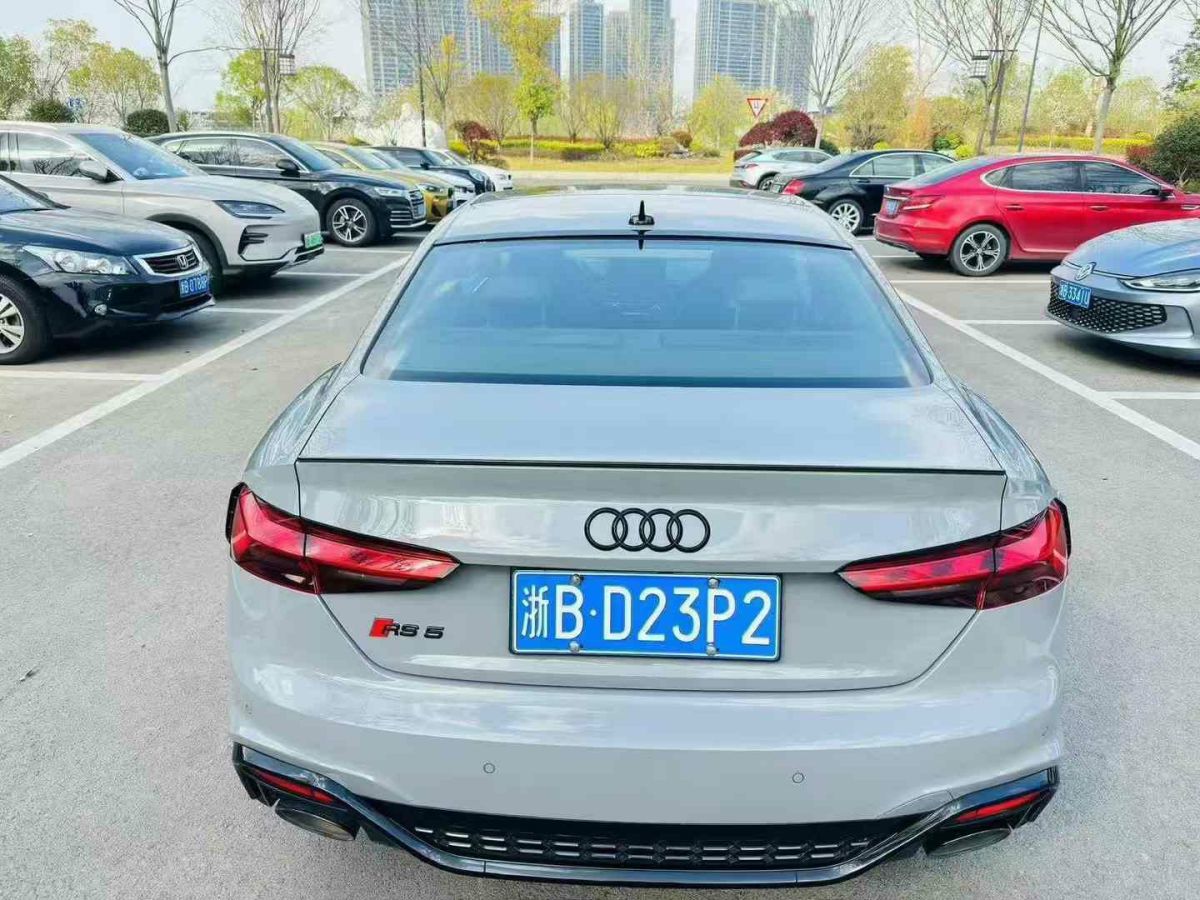 奧迪 奧迪RS 5  2021款 RS5 Coupe 暗金版圖片