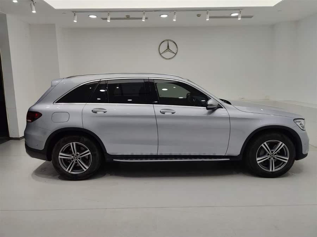 奔馳 奔馳GLC  2018款 改款 GLC 300 4MATIC 動(dòng)感型圖片