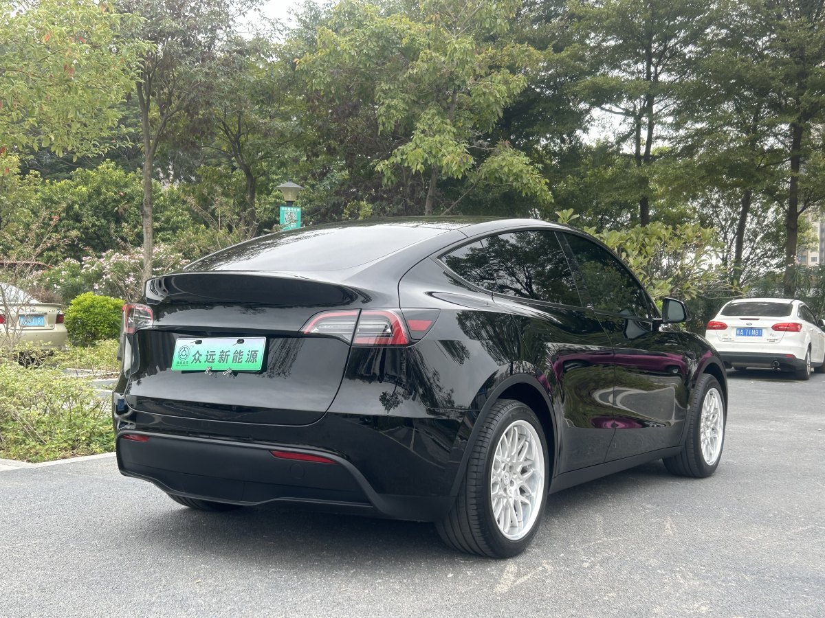 特斯拉 Model 3  2023款 煥新版 后輪驅(qū)動圖片