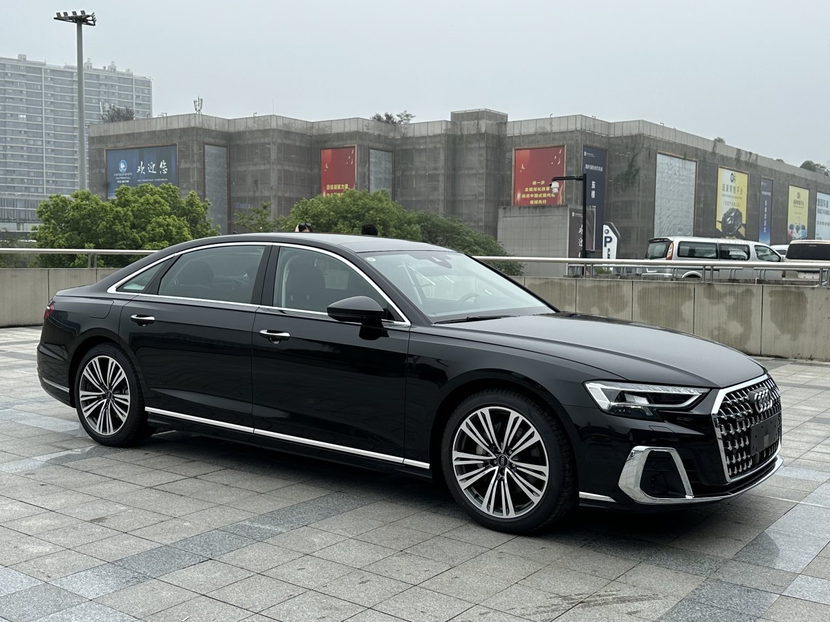 2024年10月奧迪 奧迪A8  2024款 A8L 45 TFSI quattro 豪華型