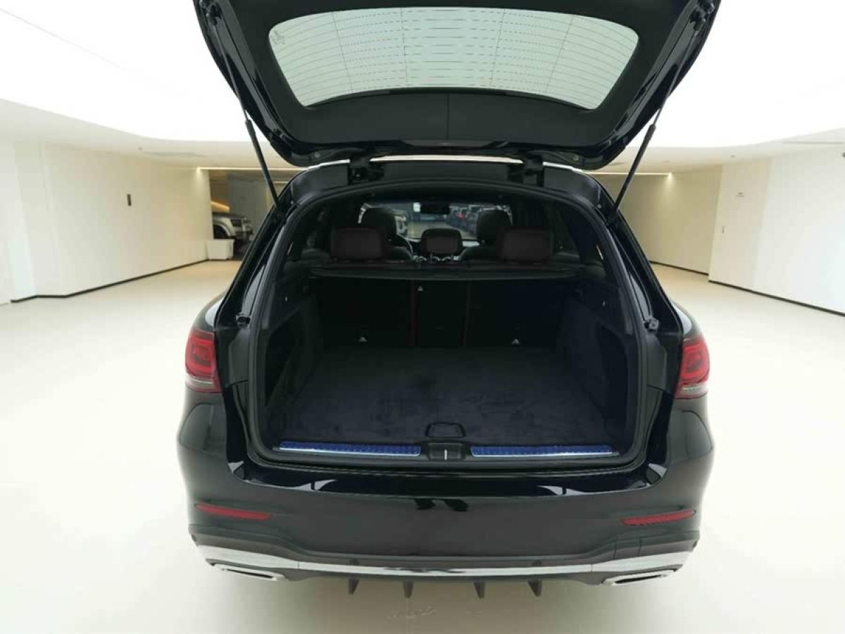 奔馳 奔馳GLC  2018款 改款 GLC 300 4MATIC 動感型圖片