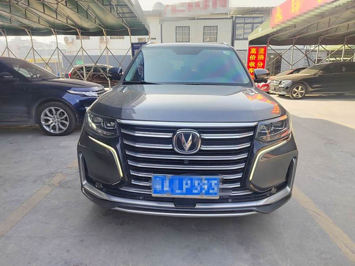 長(zhǎng)安 CS95  2019款 2.0T 兩驅(qū)豪華型圖片