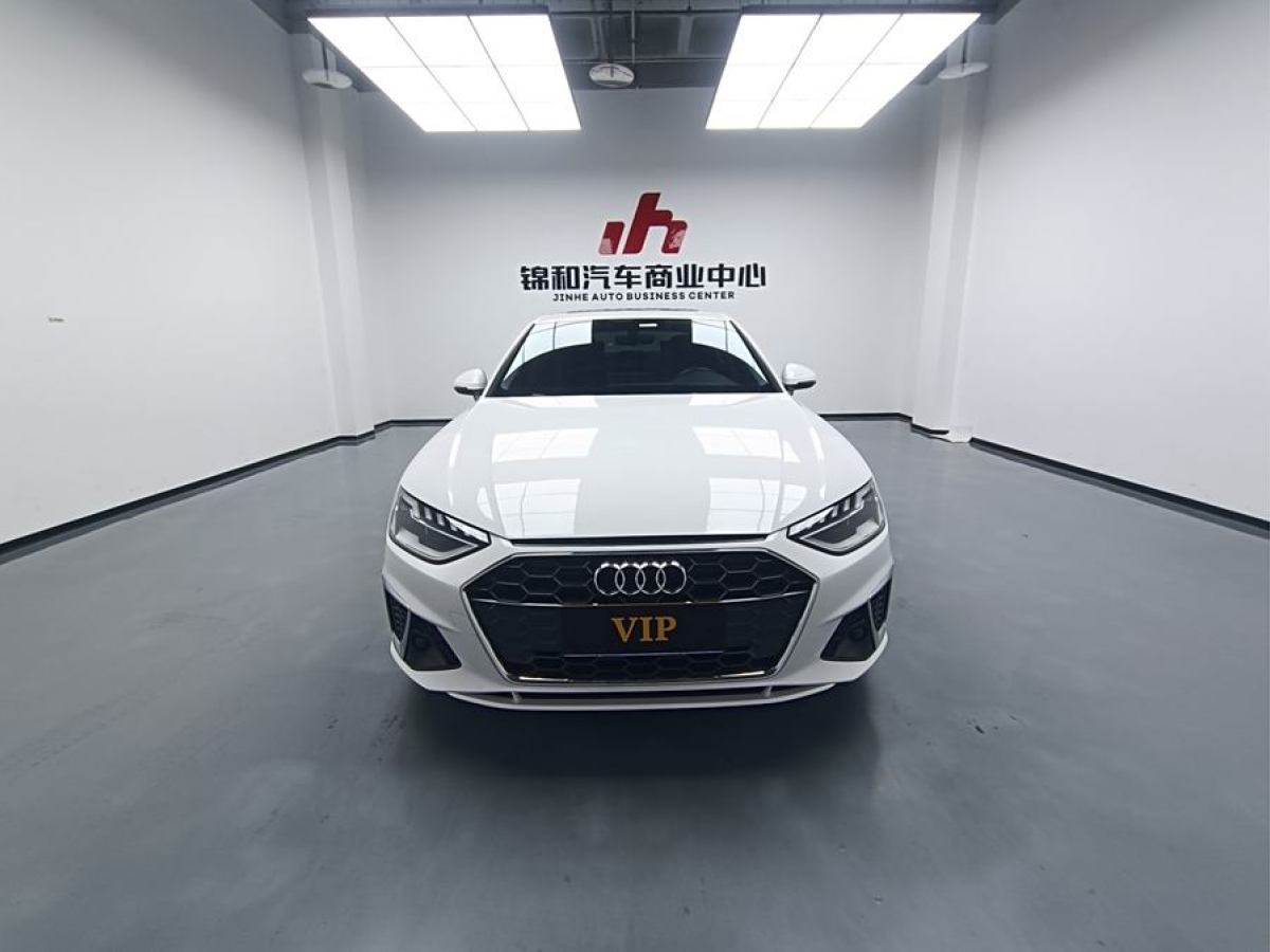 2022年8月奧迪 奧迪A4L  2022款 40 TFSI 時尚動感型