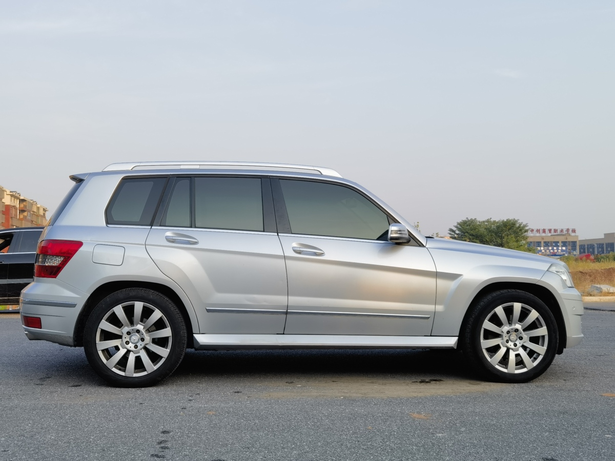 2010年8月奔馳 奔馳GLK級(jí)  2008款 GLK 300 4MATIC 豪華型