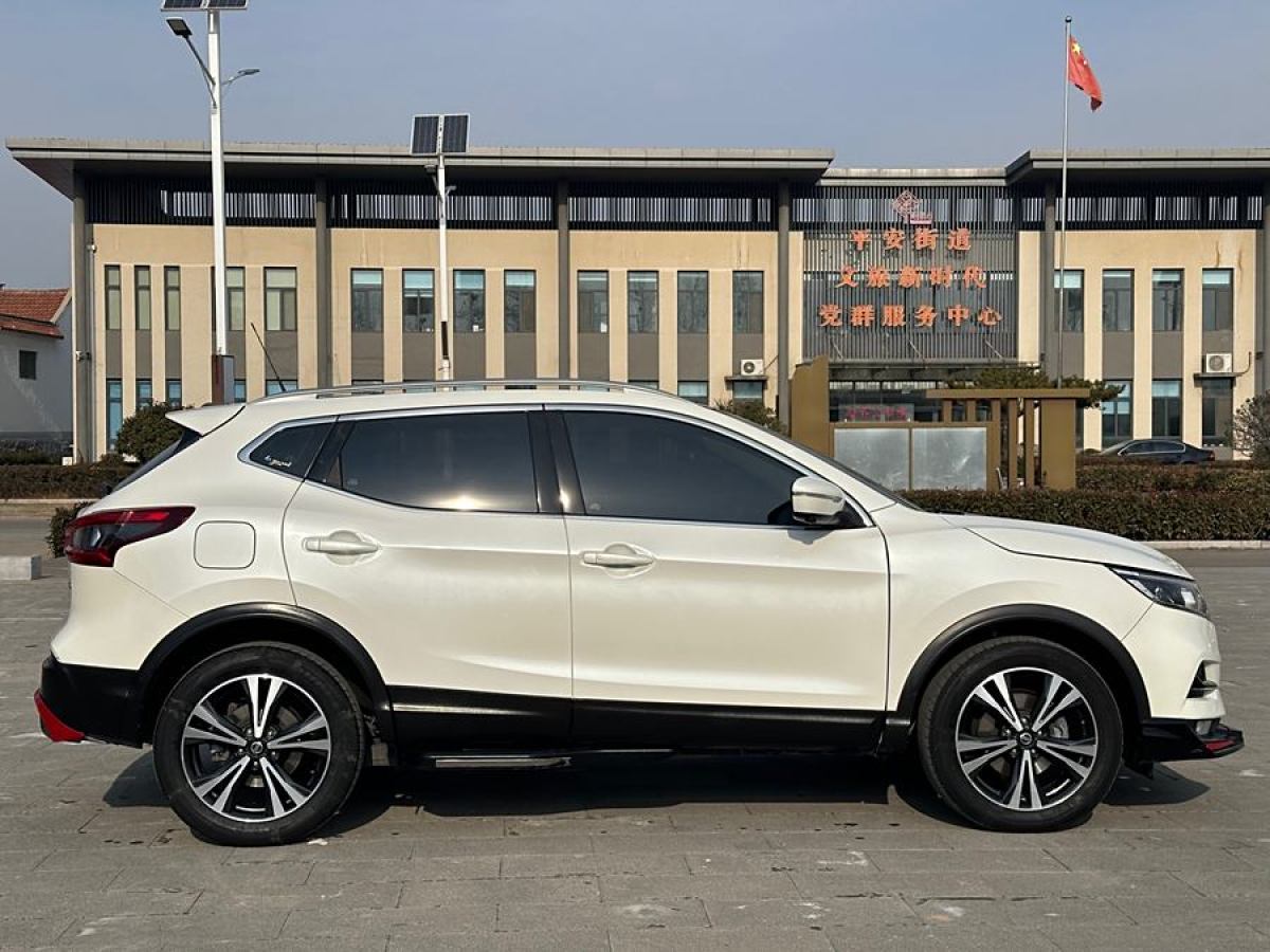 日產(chǎn) 逍客  2019款  2.0L CVT豪華版圖片