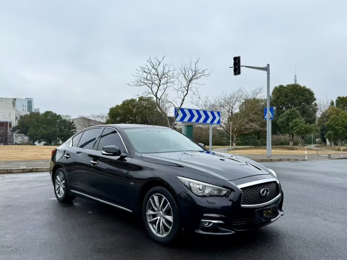 英菲尼迪 Q50L  2016款 2.0T 悅享版圖片