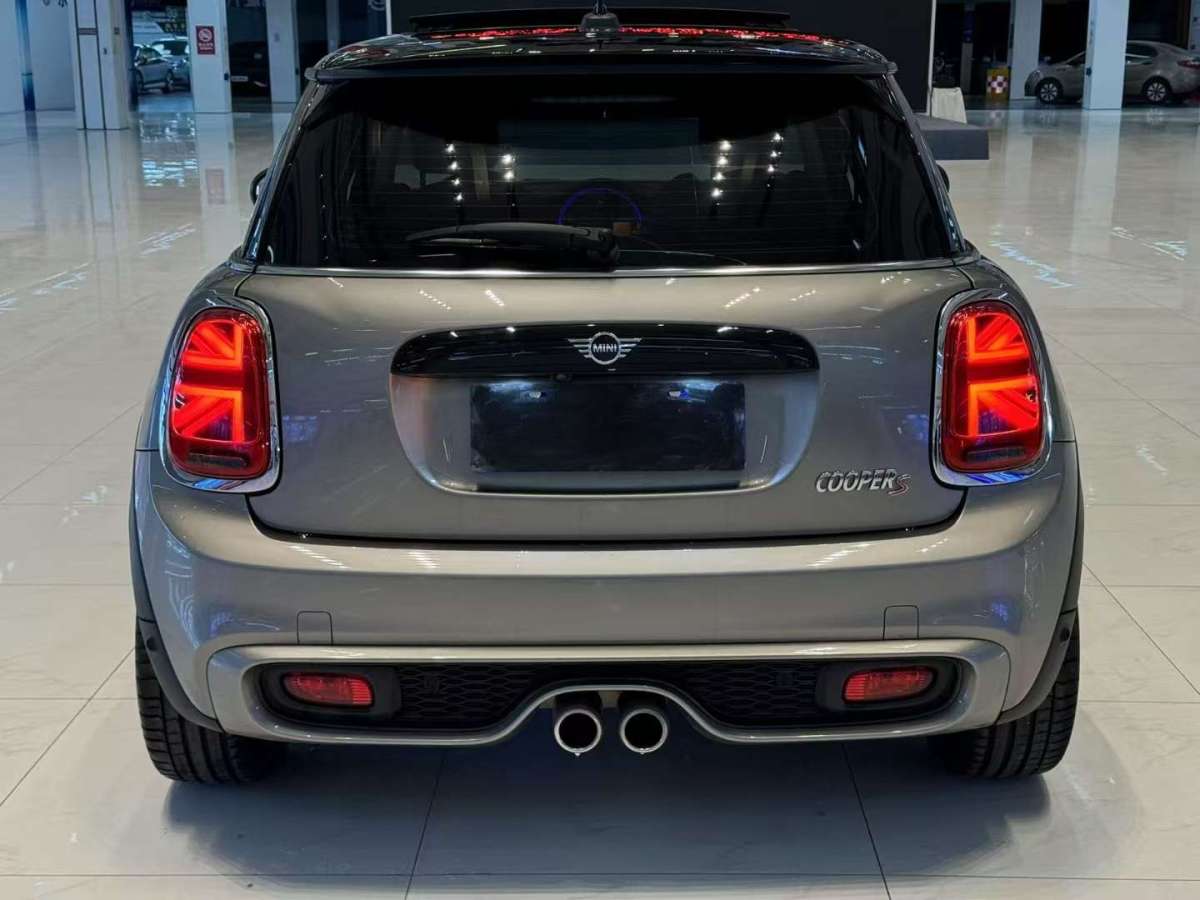 MINI MINI  2020款 2.0T COOPER S CABRIO 藝術(shù)家圖片