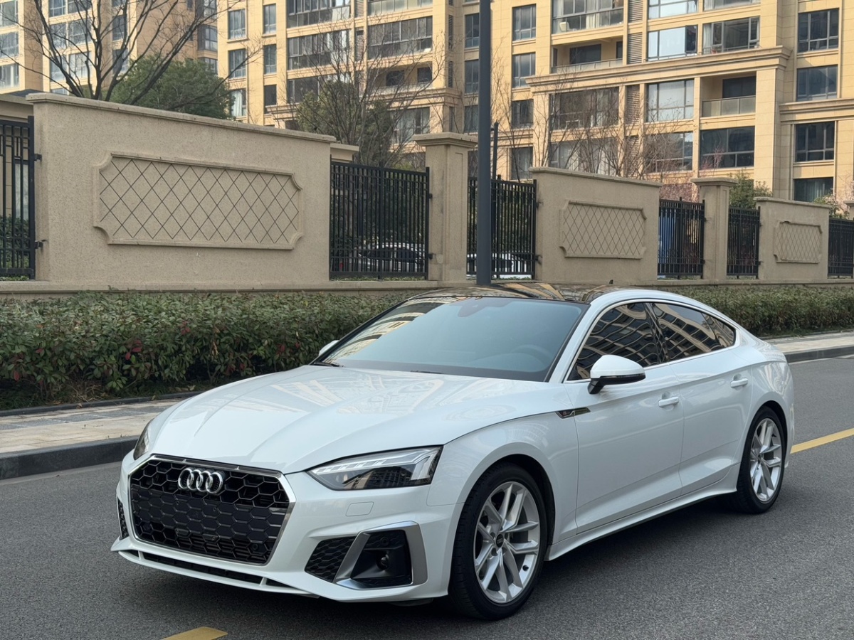 奧迪 奧迪A5  2023款 Sportback 40 TFSI 時(shí)尚動(dòng)感型圖片