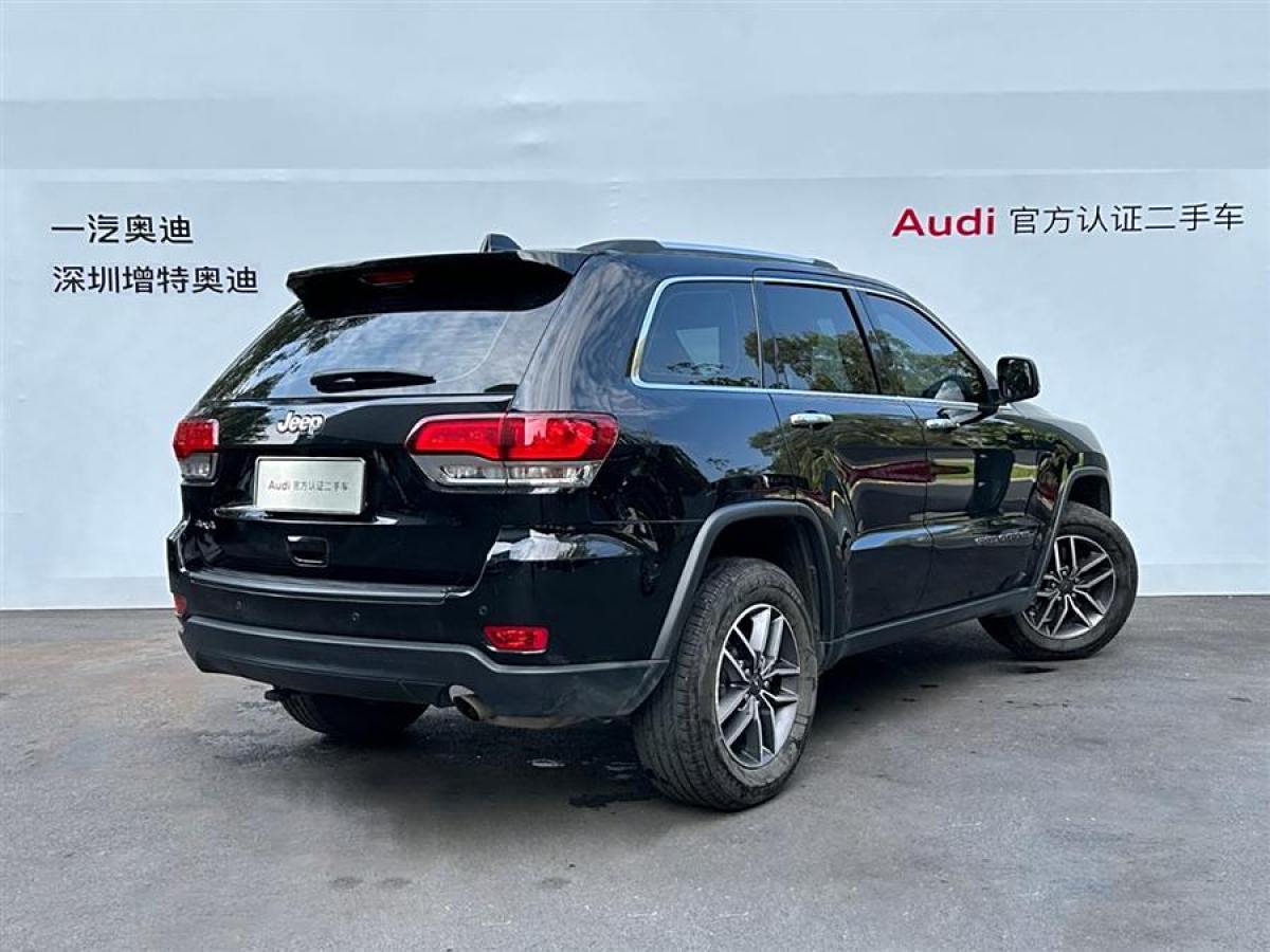 Jeep 大切諾基  2020款 3.0L 專業(yè)導航版圖片