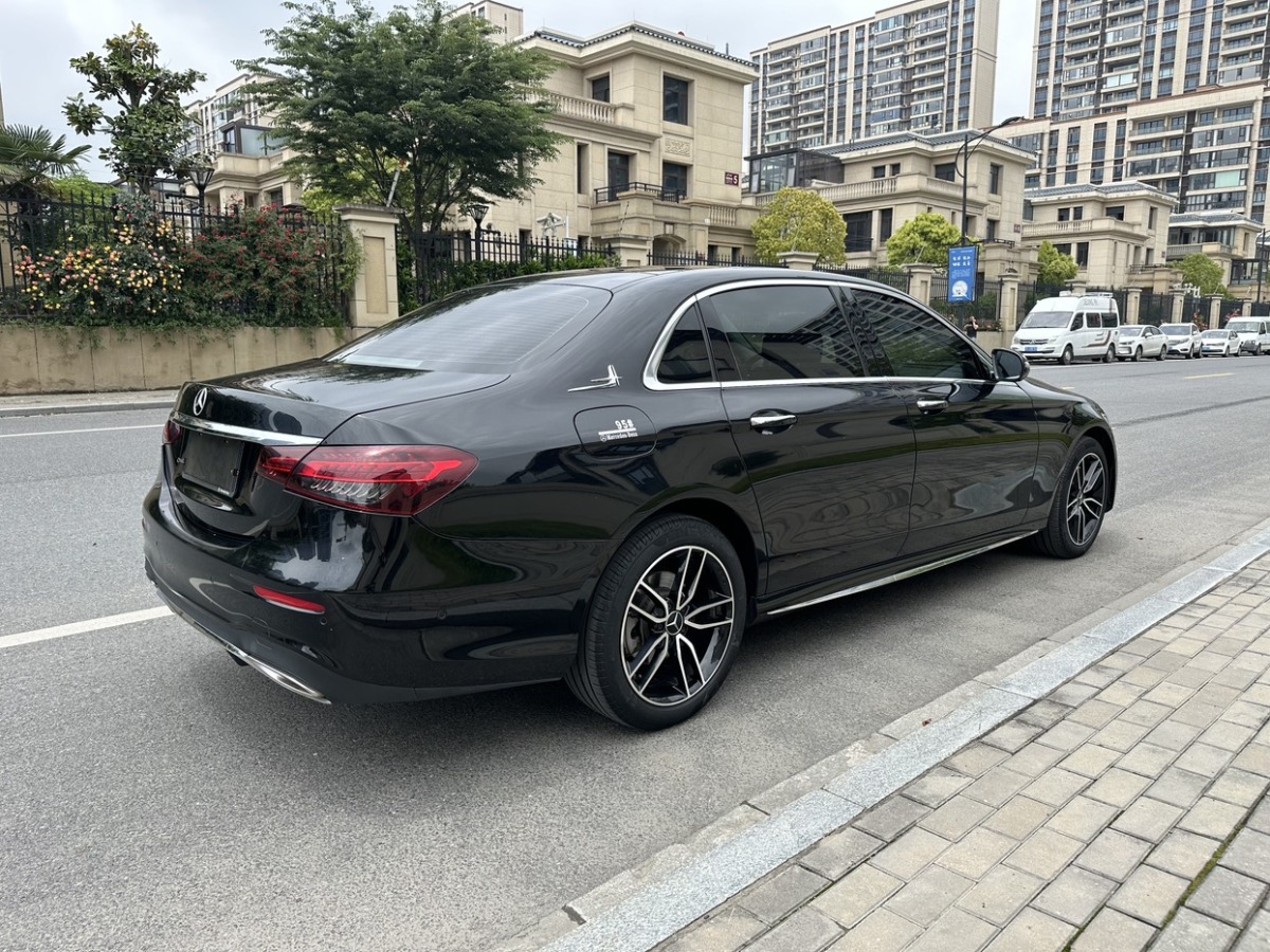 奔馳 奔馳E級  2021款 E 300 L 時尚型圖片