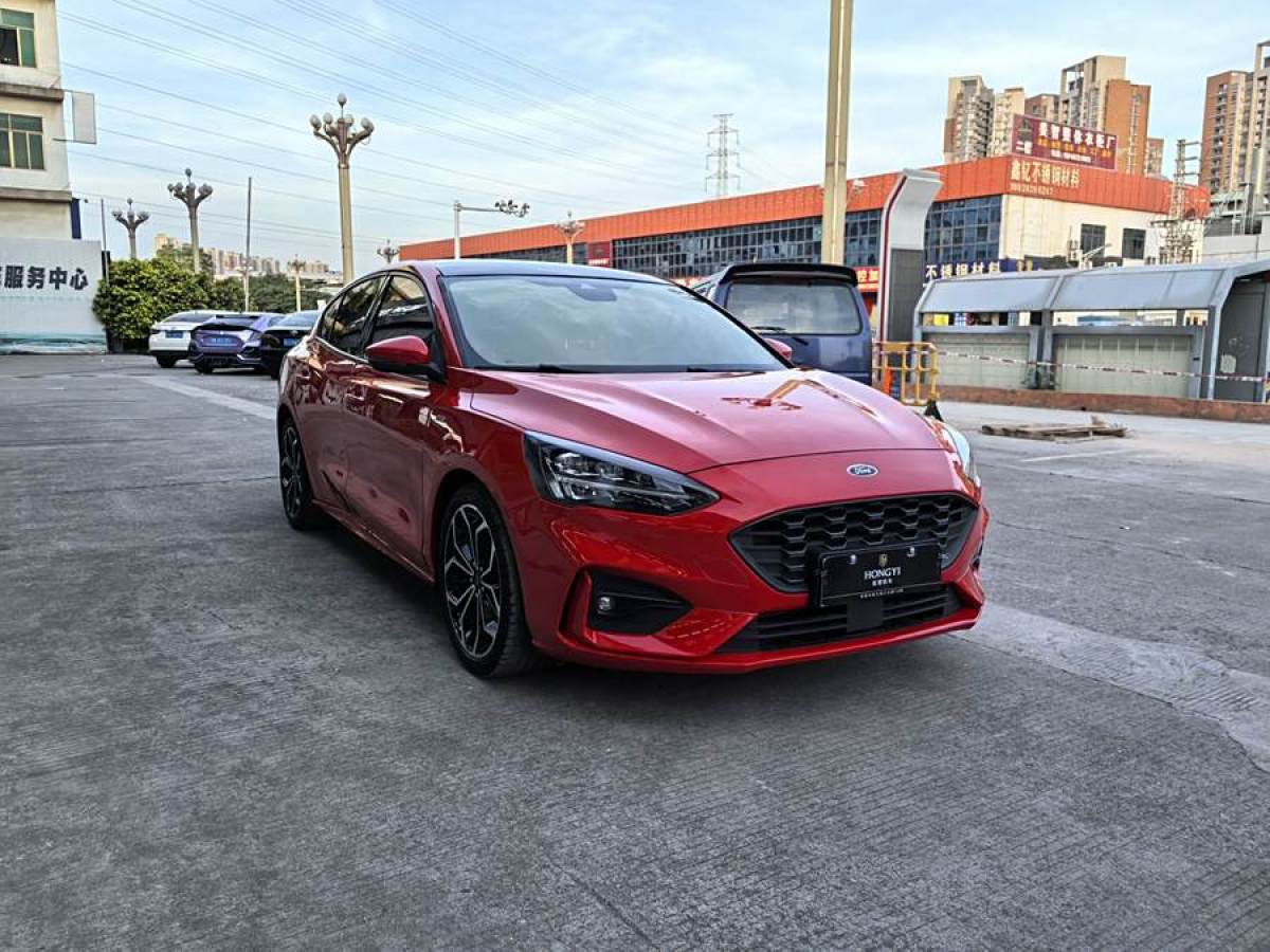 福特 ?？怂? 2020款 三廂 EcoBoost 180 自動(dòng)ST Line圖片