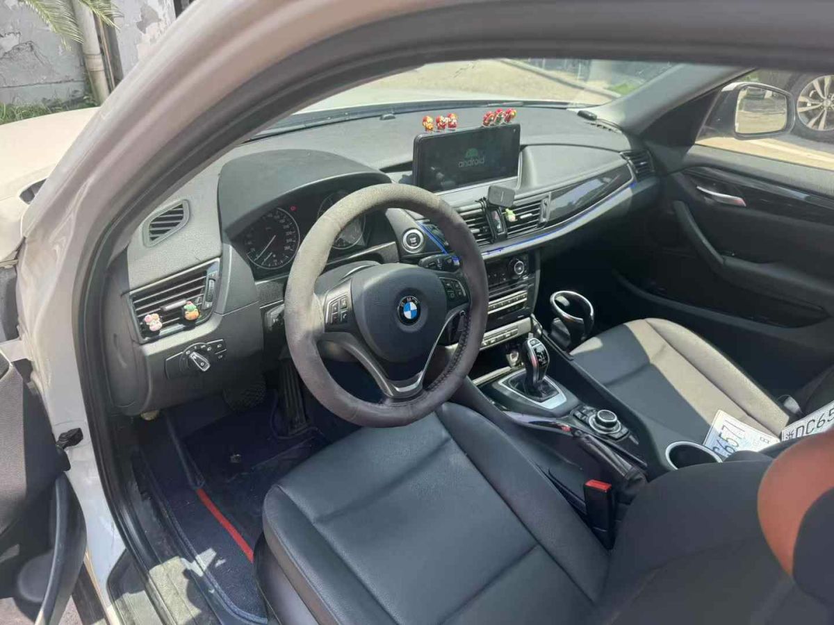 寶馬 寶馬X1  2015款 xDrive20i X套裝晉級(jí)版圖片