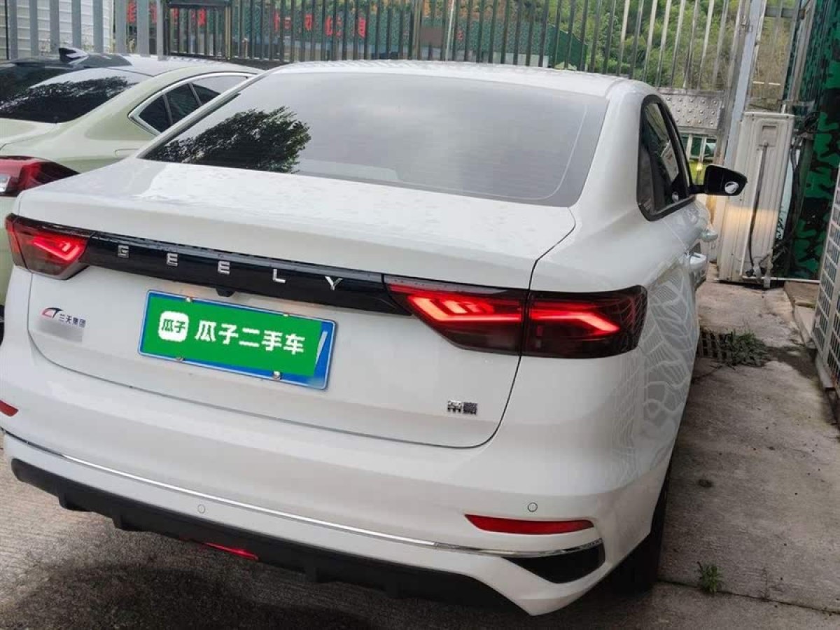 吉利 帝豪  2025款 第4代 1.5L CVT星耀版圖片