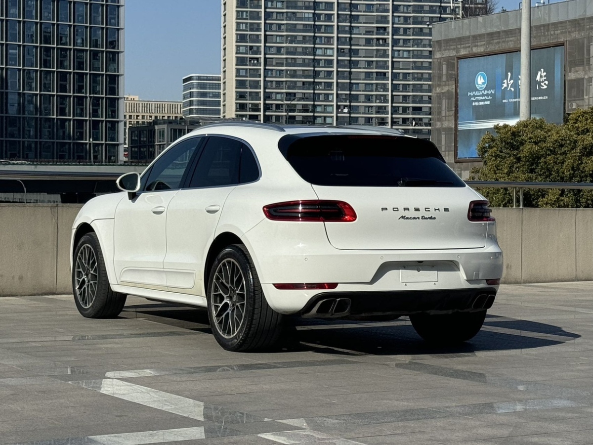 保時(shí)捷 Macan  2014款 Macan Turbo 3.6T圖片