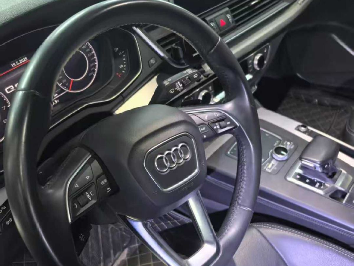 奧迪 奧迪Q3  2020款 35 TFSI 時尚動感型圖片