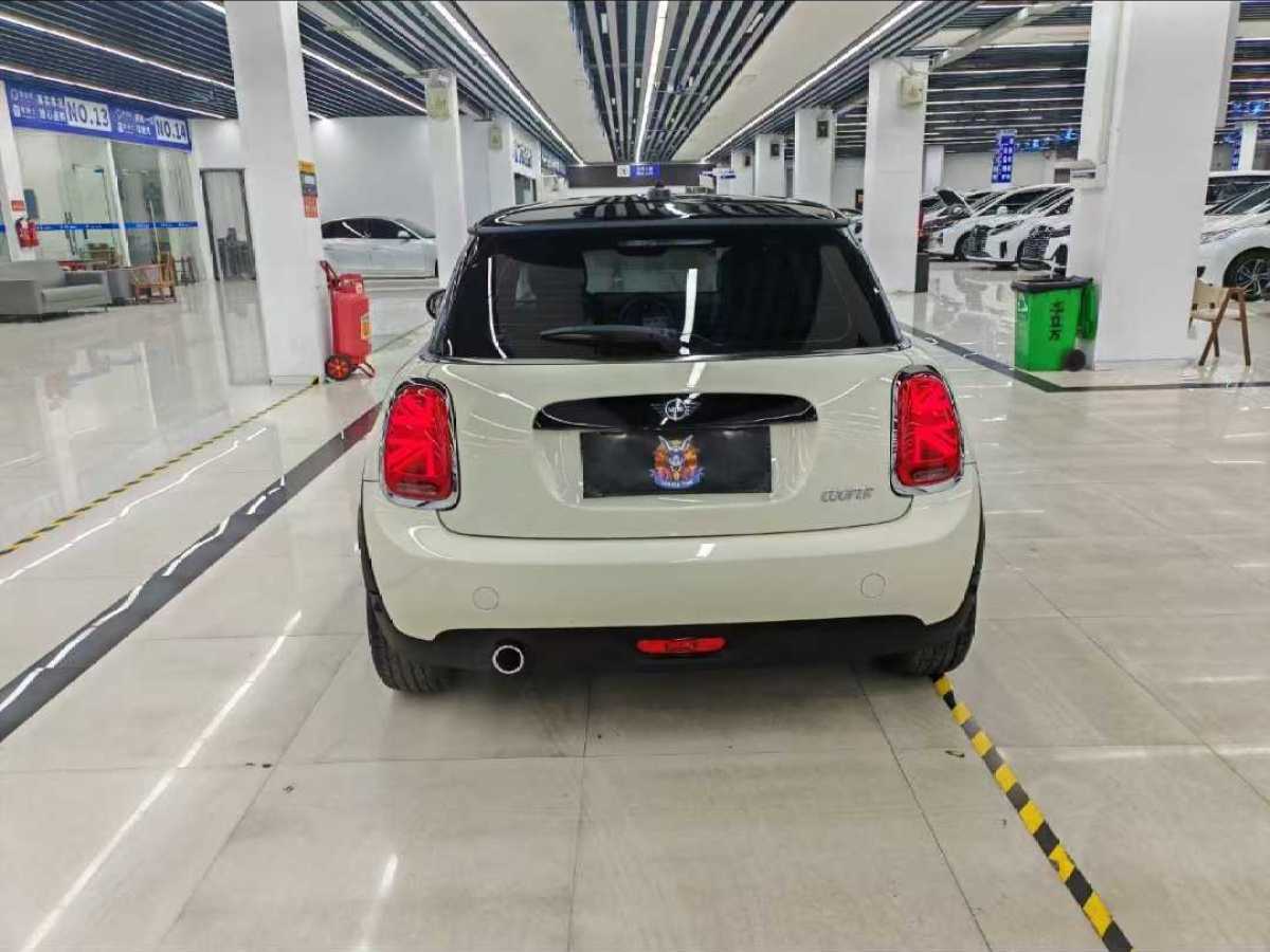 MINI MINI  2019款 1.5T COOPER 經(jīng)典派圖片