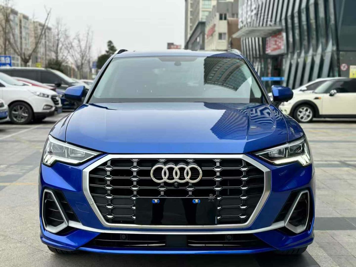 奧迪 奧迪Q3  2020款 35 TFSI 時(shí)尚動(dòng)感型圖片