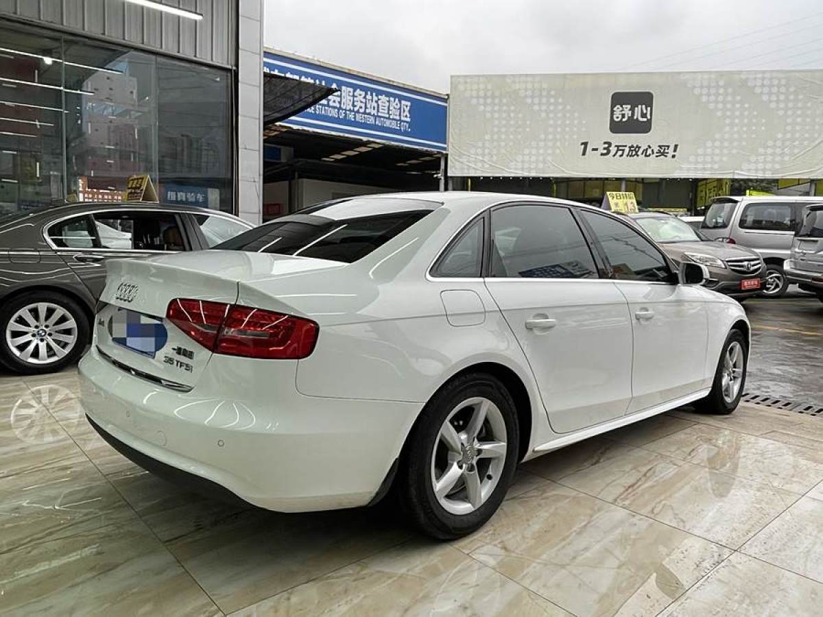 奧迪 奧迪A4L  2015款 35 TFSI 自動(dòng)標(biāo)準(zhǔn)型圖片