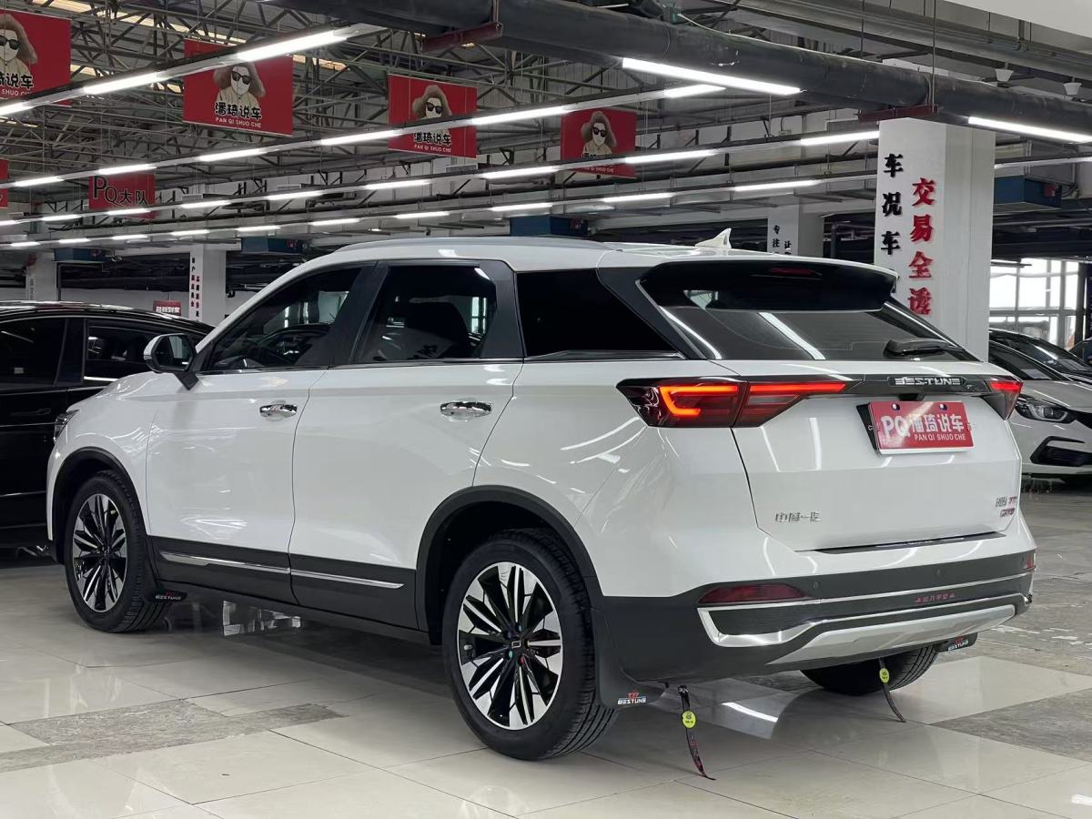 奔騰 T77  2023款 1.5T 自動豪華型圖片